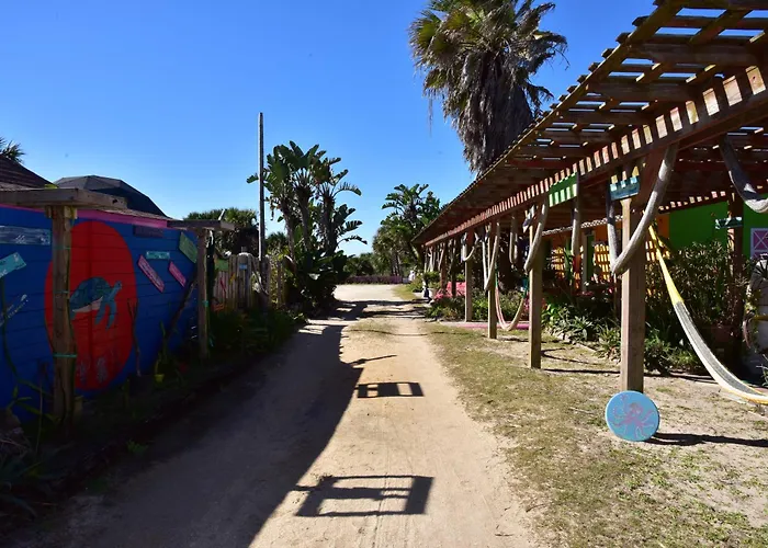 The Beach House At Si Como No Inn