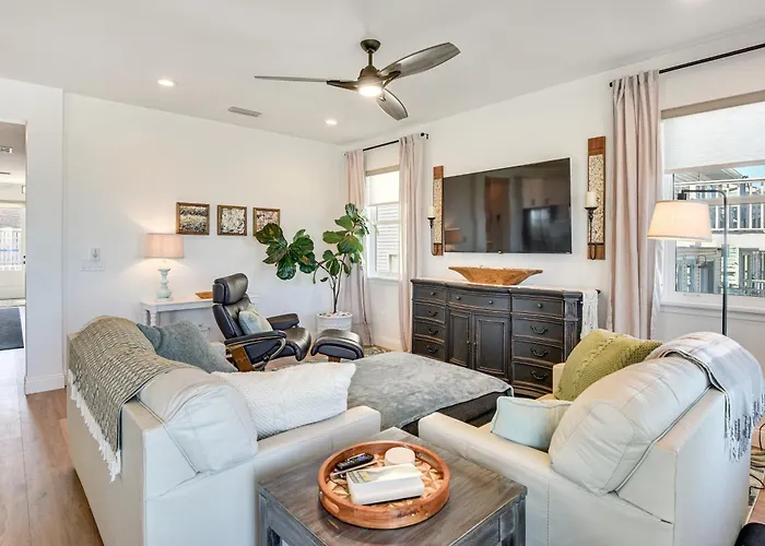 Oceanfront Retreat In Flagler Beach! Bright Apt